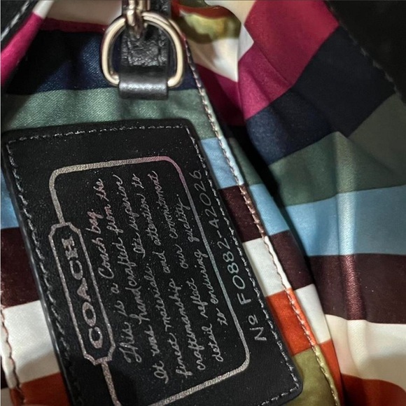 coach turnlock wristlet/mini bag 🖤 - Picture 6 of 6